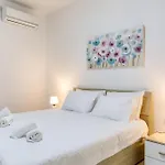 Charming Pieta 2Br Apartment With Private Balcony By 360 Estates