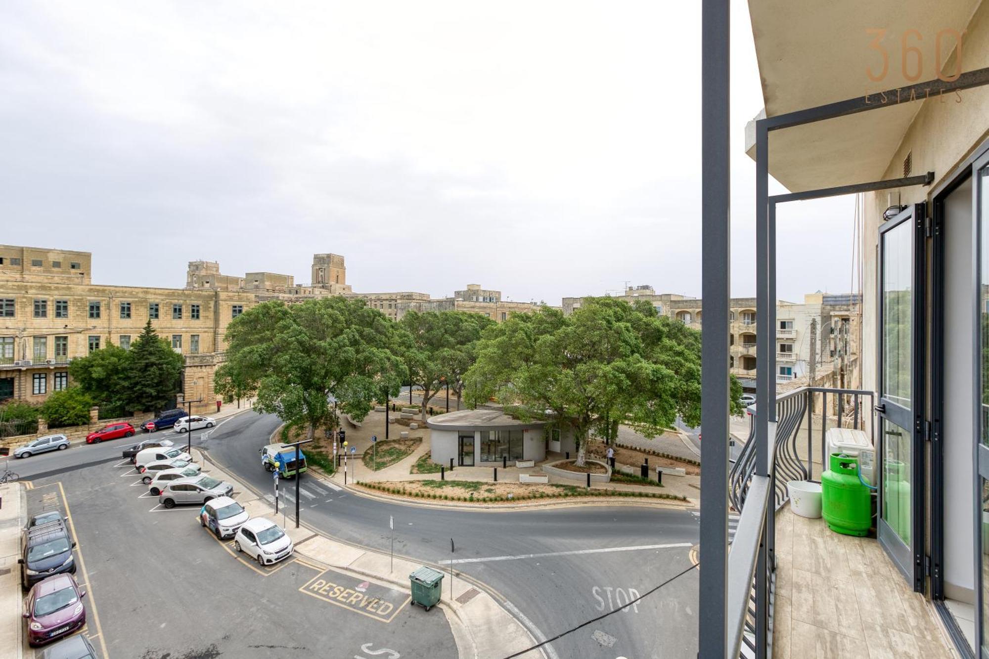 Charming 2br With Private Balcony By 360 Estates Pieta